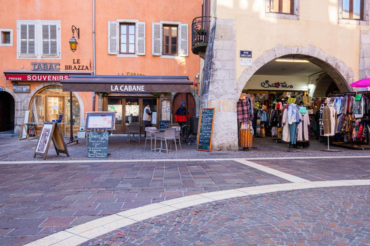 Night Desires Vieille Ville Annecy Charmant Анси Екстериор снимка